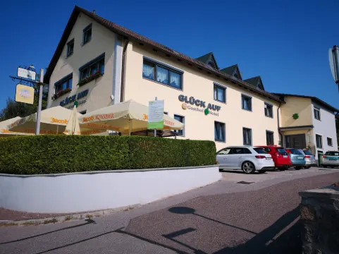 GLUECK - AUF Hotels in Wackersdorf