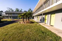 Sure Hotel by Best Western Mont-De-Marsan Stade Montois Rugby附近的飯店