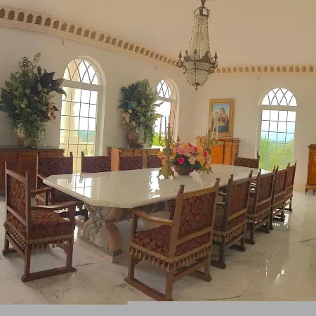 Ocean West Boutique Hotel