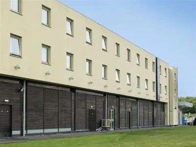 Travelodge Nottingham EM Airport Donington Park M1 Hotel di 
