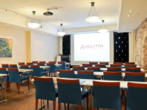 โรงแรมไฮเมิน โรงแรมในบาร์เกิน