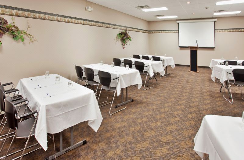 Candlewood Suites Salina by IHG photo 5