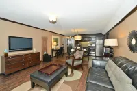Prestige Beach House, BW Premier Collection Hoteles en Central Okanagan
