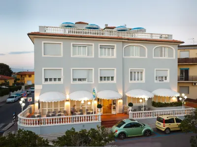 HG Hotel Il Settebello Hotel in zona Spiaggia libera Pietrabianca