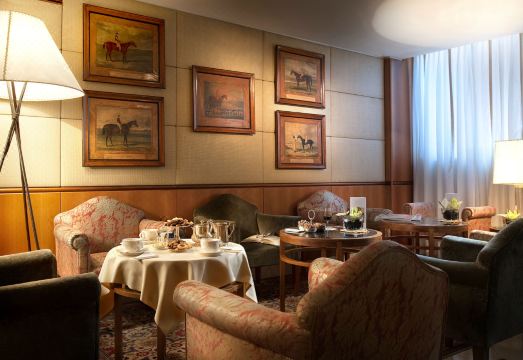 호텔 카부르 밀란