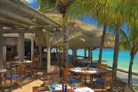 Paradis Beachcomber Golf Resort & Spa
