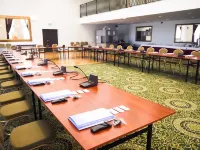 Centrum Konferencyjno-Apartamentowe Mrówka Hotels in Otwock