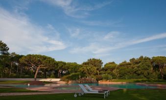 Onyria Marinha Boutique Hotel