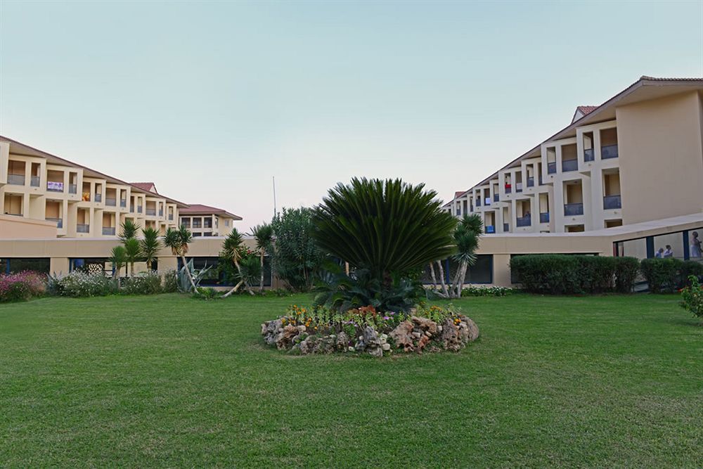 Queen's Park le Jardin - All Inclusive