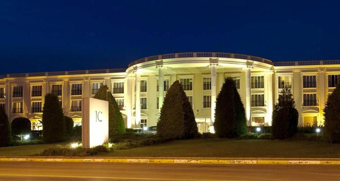 IC Hotels Airport