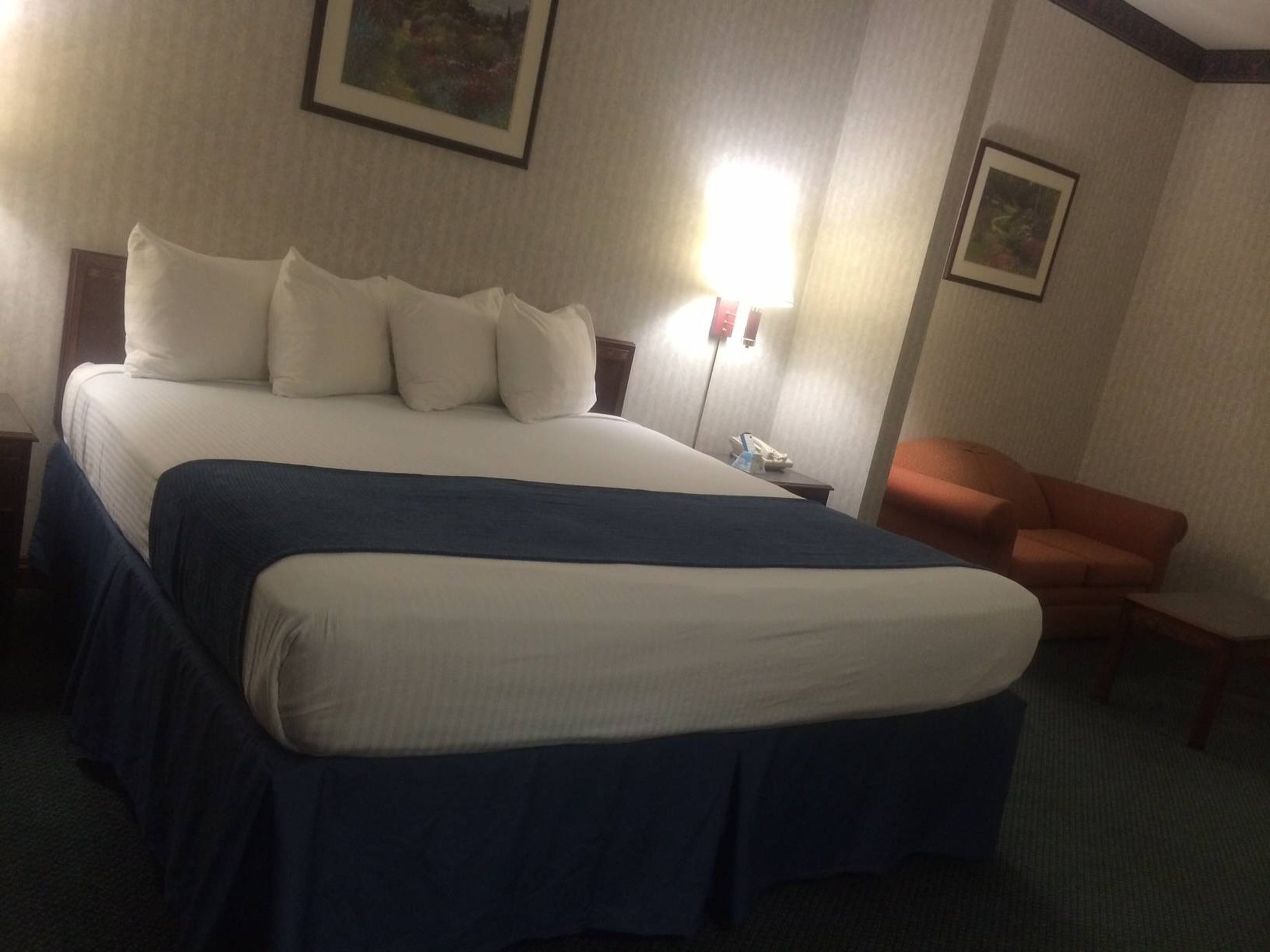 Best Western Inn & Suites