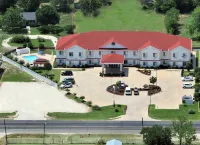 Best Western Limestone Inn  Suites