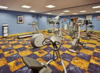 Holiday Inn Express & Suites Sacramento NE Cal Expo