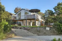 Smith Beach Getaways Beachwood Garden Studio Hotels in 