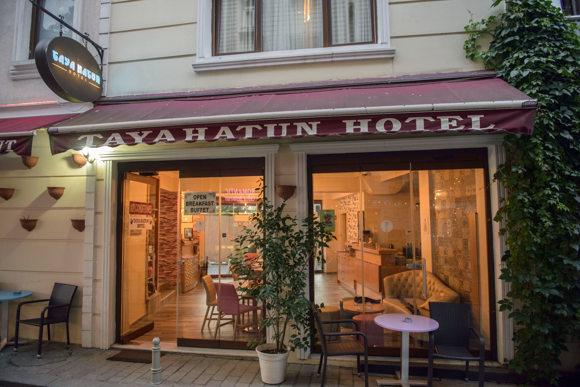 Tayahatun Hotel