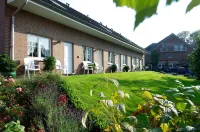 Hotel Restaurant Tychon AG Hotels in Рарен