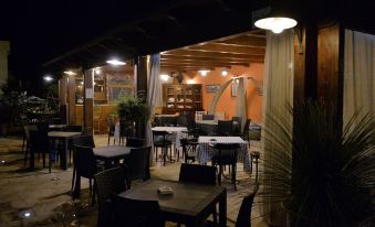 1. Hotel Cu..