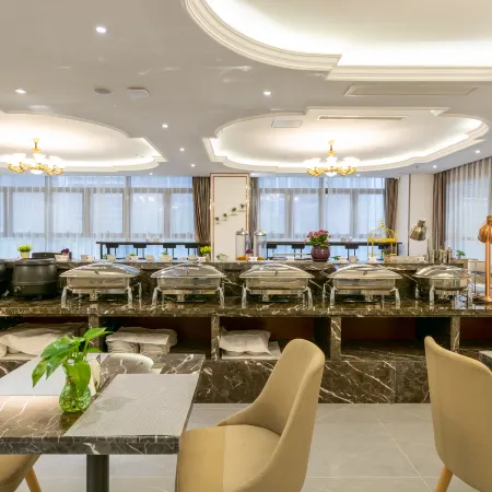 Yangzhou Yihe Hotel (Jinghuacheng guozhanzhongxin Train station))