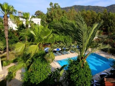 Arkadas Otel