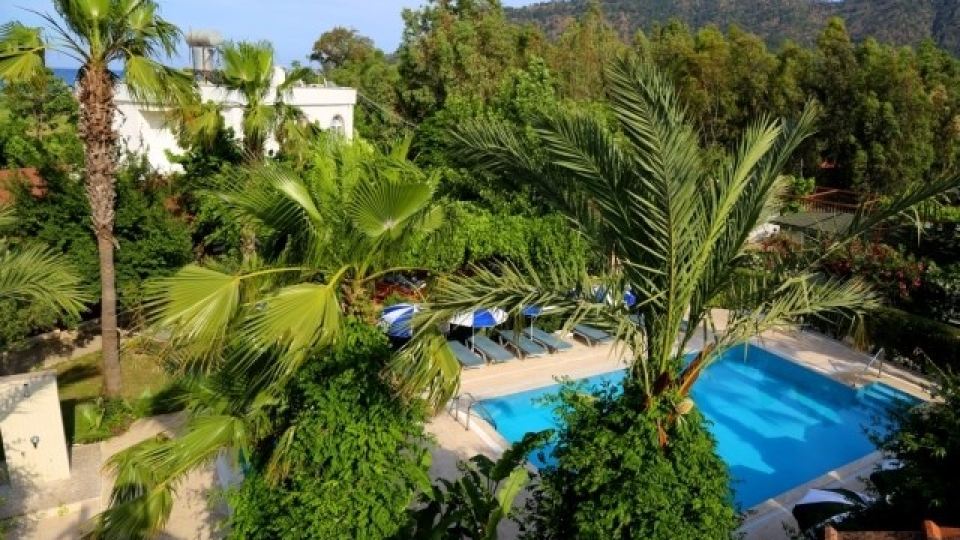 Arkadas Otel