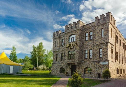 Mini Hotel Zamok - Housity