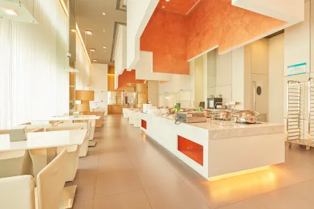 Jinjiang Inn Select (Shanghai Fengxian Powerlong Plaza Yunhe North Road) Отели рядом с достопримечательностью «Shanghai Business School (Fengpu Campus)»