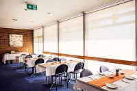 Tudor Inn Newcastle Hotels in Hamilton