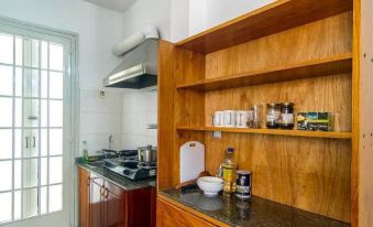 Springhome Serviced Apartment