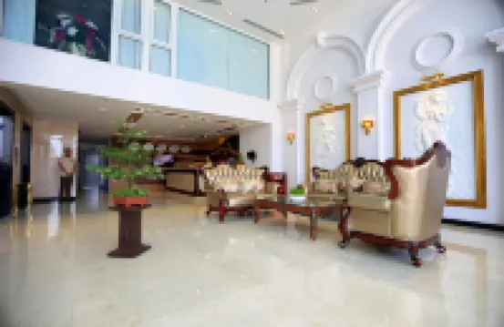 Sea Phoenix Hotel Da Nang Hotels near Upside Down World Danang