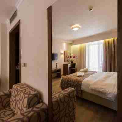Adams Hotel Rooms