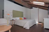 Il Falco E la Volpe Hotels in Bard