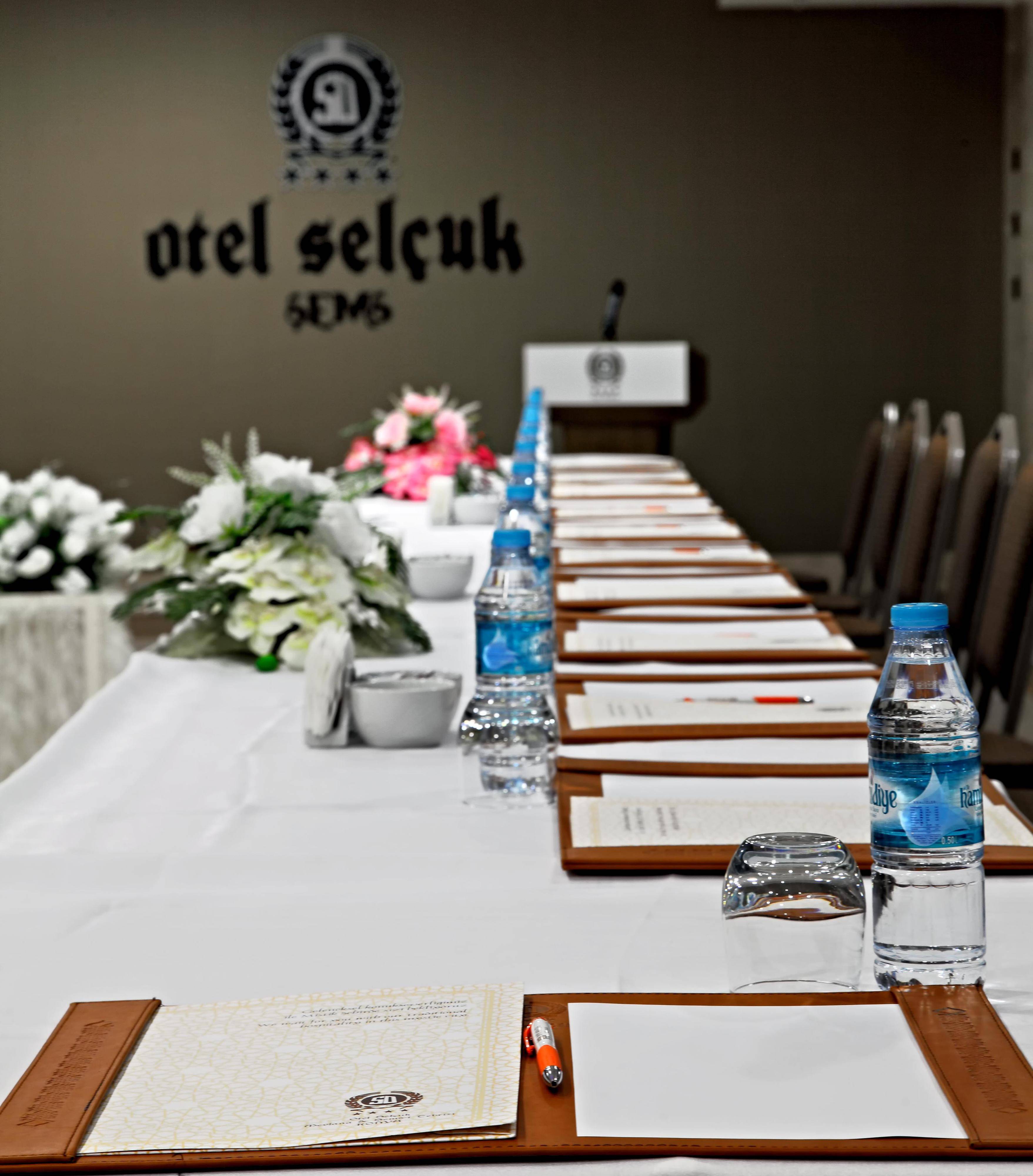 Selcuk Otel Sems-i Tebrizi (Selcuk Hotel Sems-I Tebrizi)