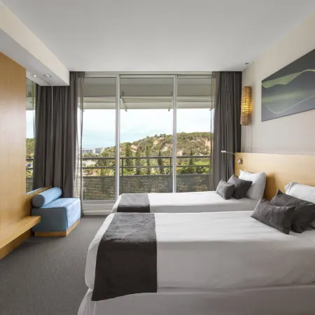 Chateau Royal Beach Resort & Spa, Noumea