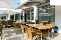 De Heek Hotels in Schin op Geul