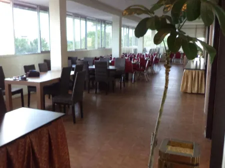 Drego Hotel Отели рядом с Аэропорт Симпанг-Тига