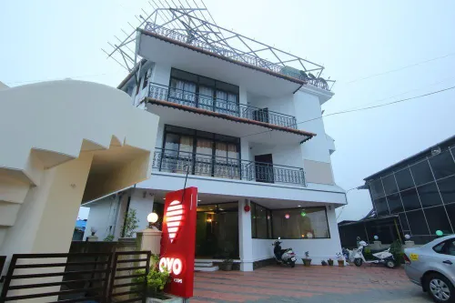 Lions Den Hotel - ห้องครัว