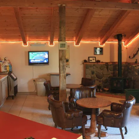 Green Creek Inn and RV Park