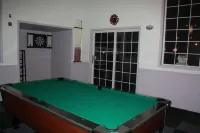 蒙納斯小屋