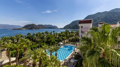 Hotel Aqua Hotels near Dolphin-Park Marmaris