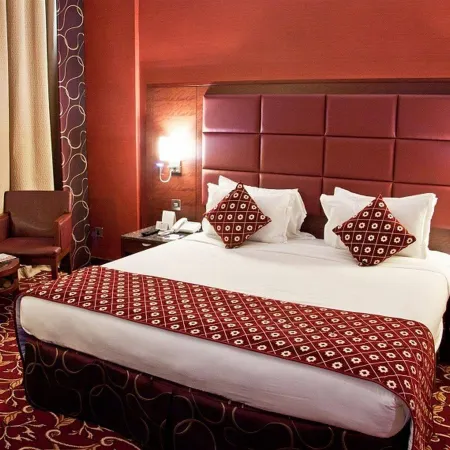 Ramee Rose Hotel Отели рядом с достопримечательностью «Теком»