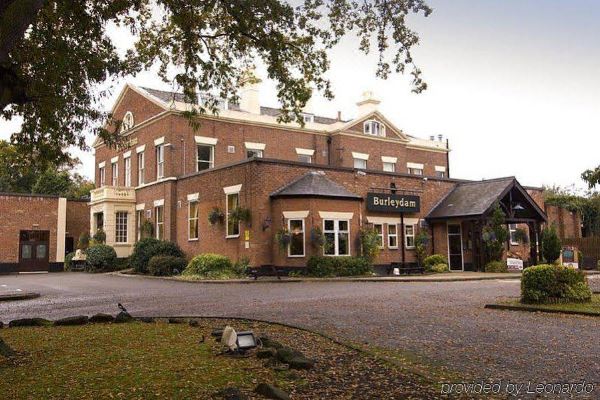 Premier Inn Wirral (Childer Thornton) Reviews & Deals- 2020 Photos