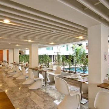 Sunshine Hotel & Residences