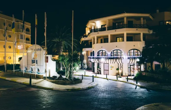 木圖信天翁皇家公園酒店