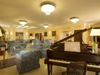 Hotel Napoleon Hotels near Esquilino