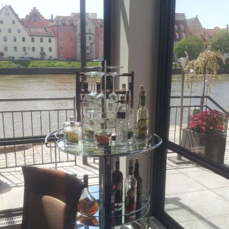 Sorat Insel-Hotel Regensburg
