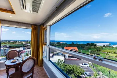 Hotel Sweet Castle Jeju Hamdeok