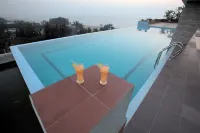 Neeshorgo Hotel & Resort - Strand