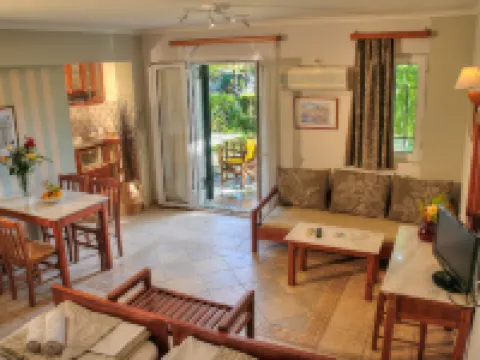 Sunny Garden Aparthotel Hotels in Epidaurus