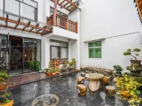 Yushe Hostel Hotels near Changxingxian Mountain