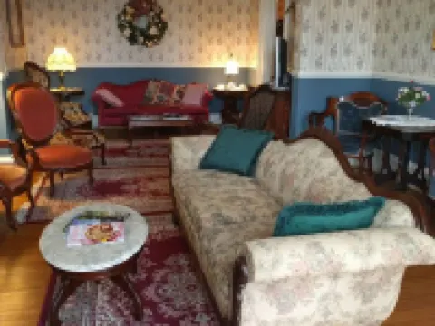 Rosemont Inn Bed & Breakfast Hotels in Utica